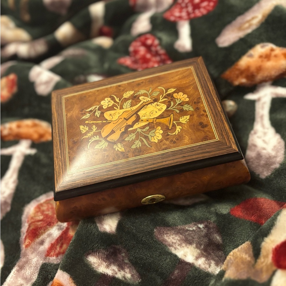 Wooden Musical Jewelry Box with Floral Design